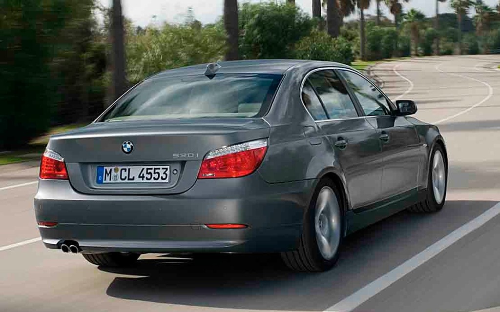 Une voiture de luxe sous les 10 000 $, est-ce possible? 