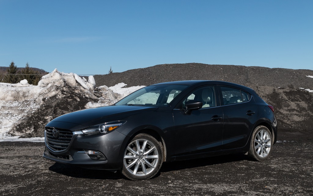 Grand rappel de Mazda3 et de Mazda6. Plus de 70 000 véhicules touchés!