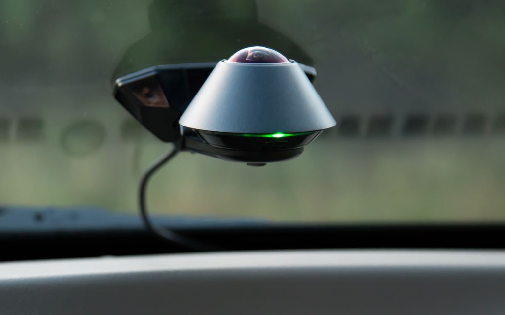 Toujours avoir un oeil sur notre voiture, c’est possible?
