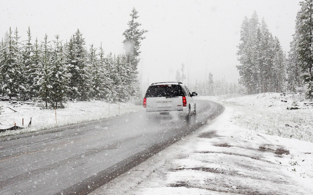 Conduite hivernale : adapter sa conduite pour plus de sécurité