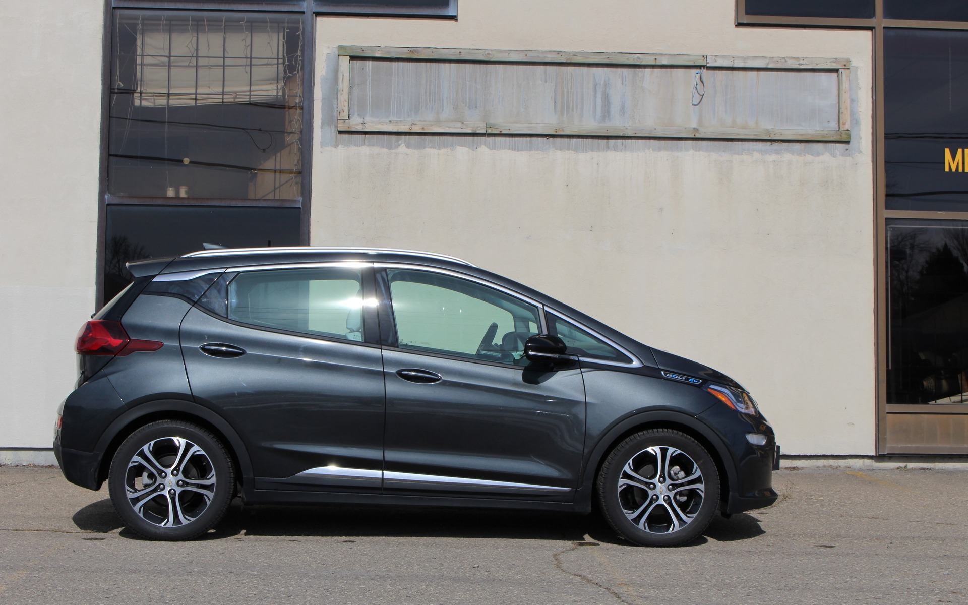 Norme véhicules zéro émission : plus de modèles électriques et hybrides rechargeables