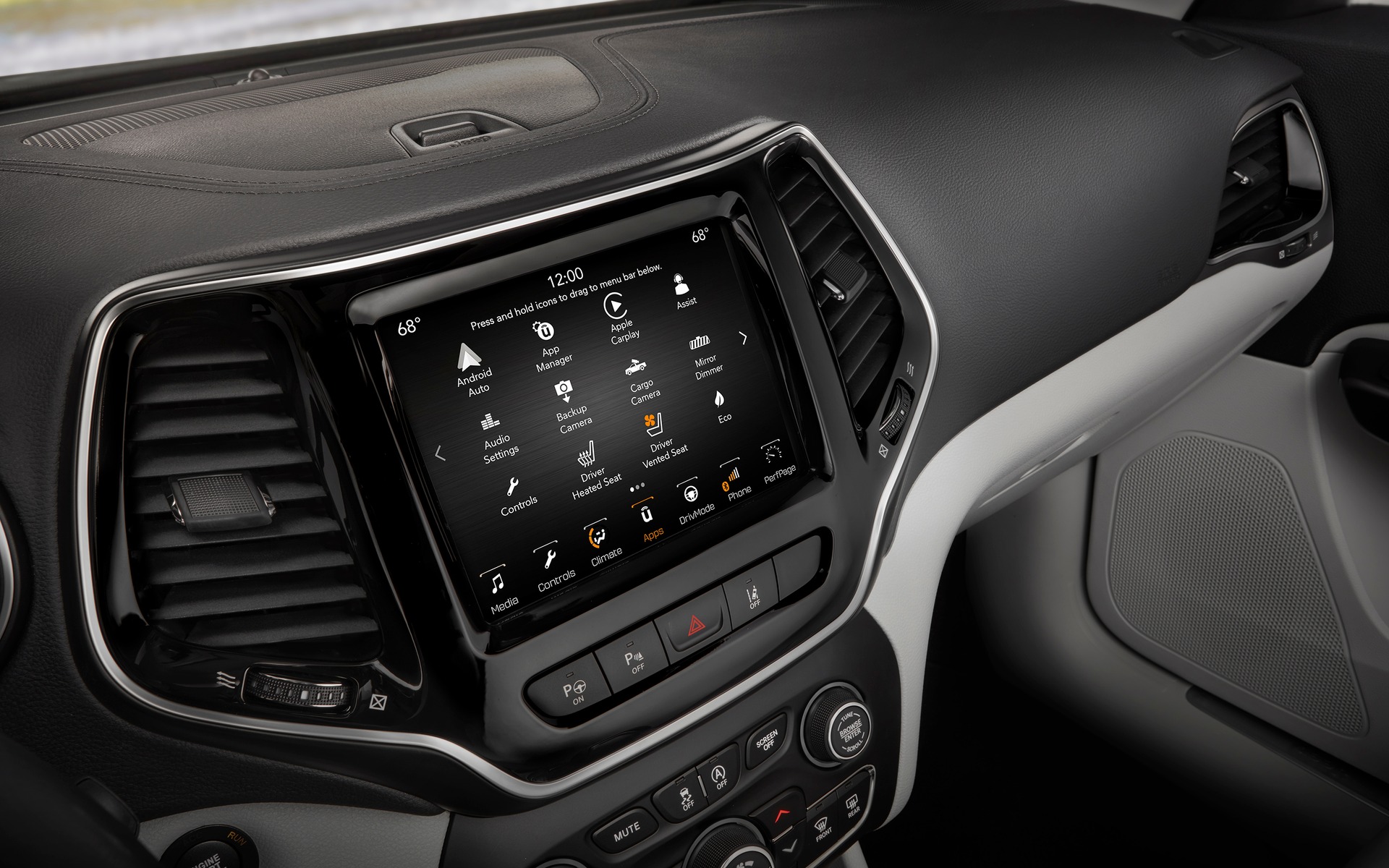 Le système multimédia Uconnect de Fiat Chrysler Automobiles