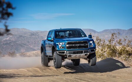 Voyez tout ce que le Ford F-150 Raptor 2019 amélioré pourra faire