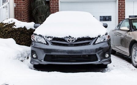 La voiture dans le garage l’hiver ou non?
