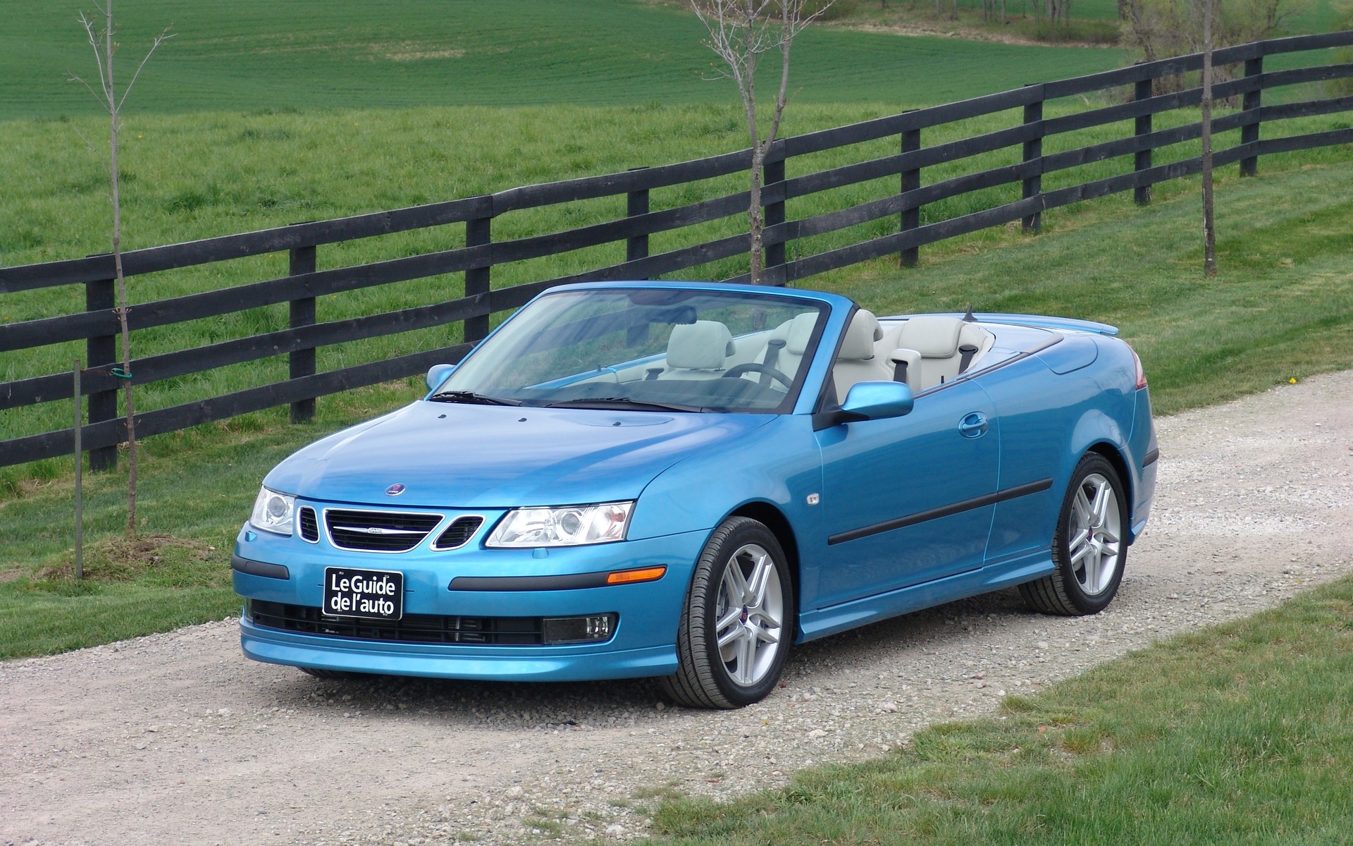 Pour 2007, Saab pouvait encore pr&eacute;senter quelques voitures su&eacute;doises, comme cette 9-3. Mais &ccedil;a n\'allait pas durer...