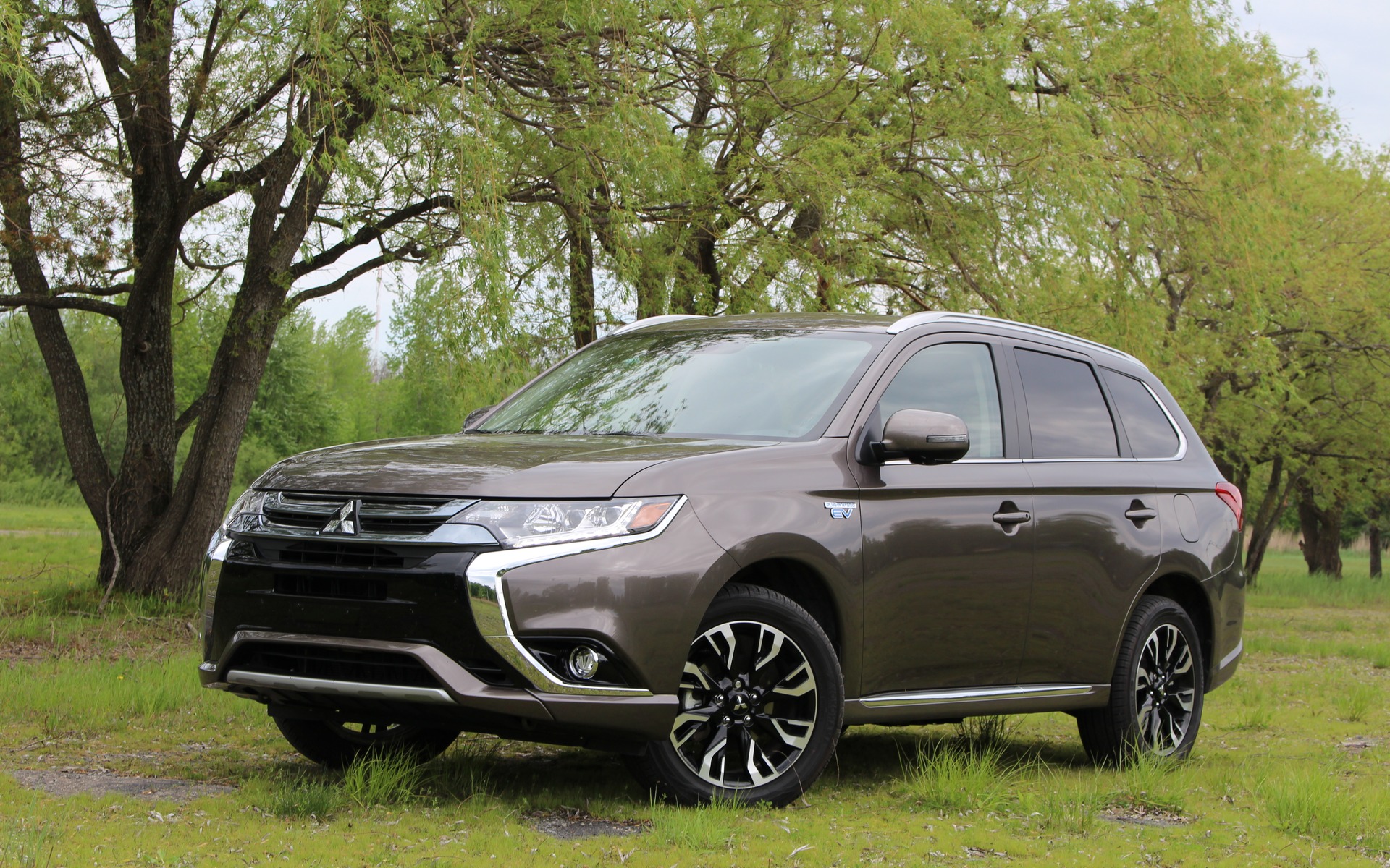 Mitsubishi Outlander PHEV (2018-). Vendu sur d\'autres march&eacute;s depuis 2013.