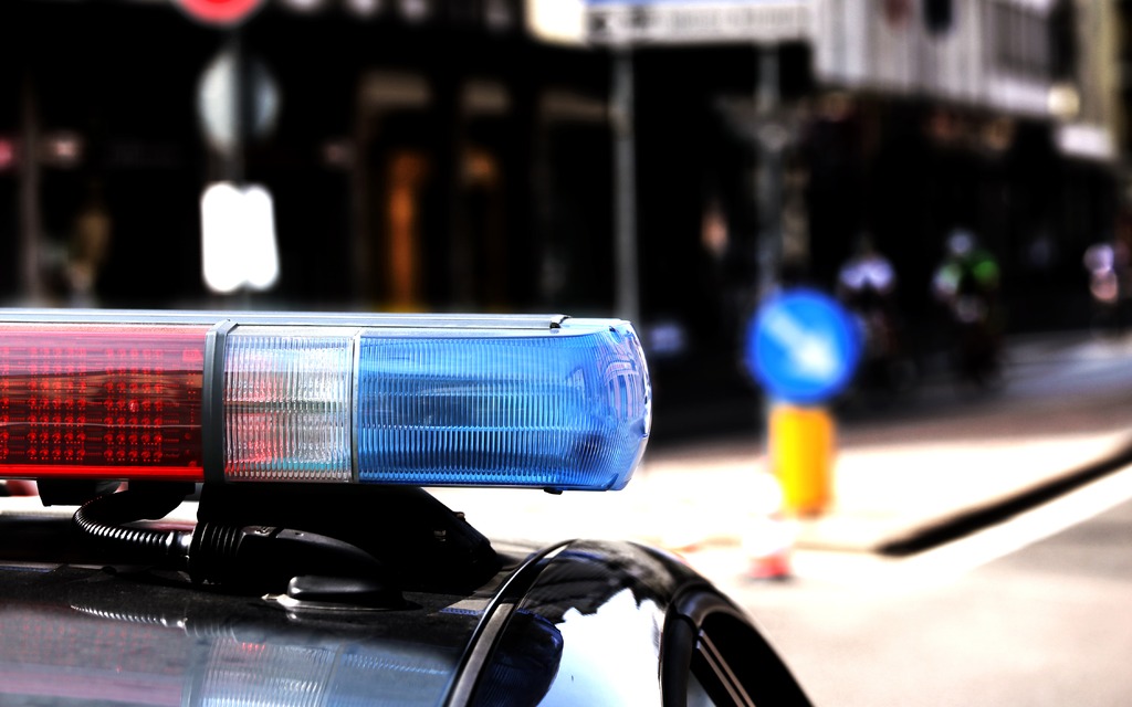 À quelle distance d’un poste de police peut-on immobiliser son véhicule?