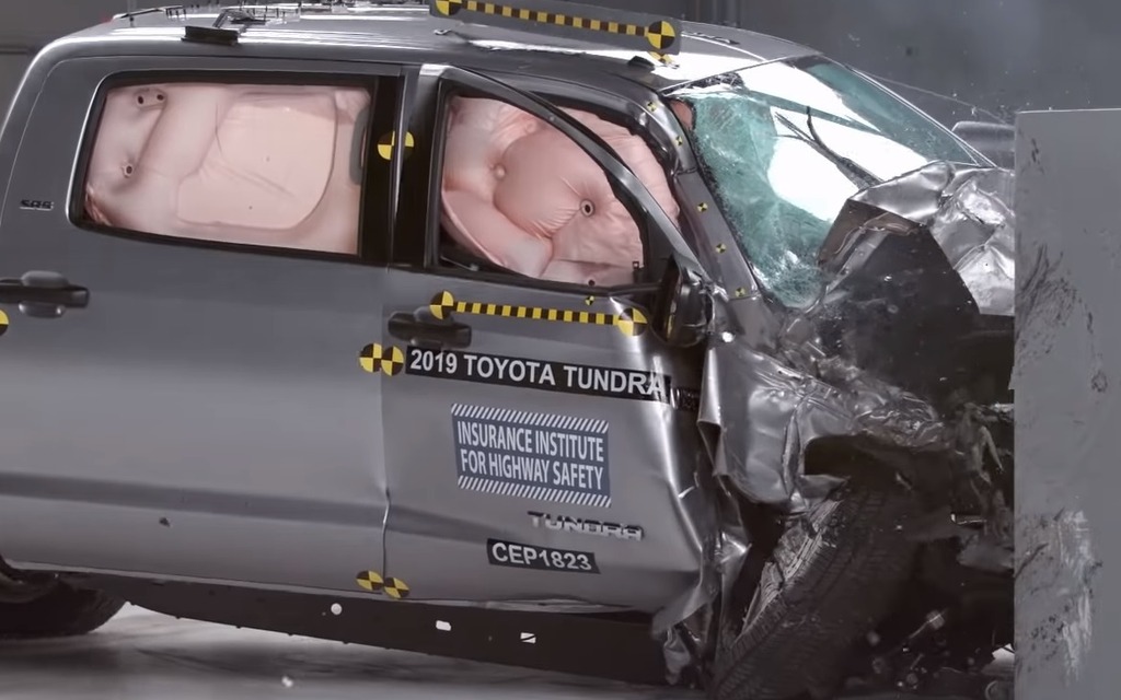 Test de collision du Toyota Tundra