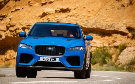 Le Guide de l'auto a mis la main sur un Jaguar F-PACE SVR 2020!