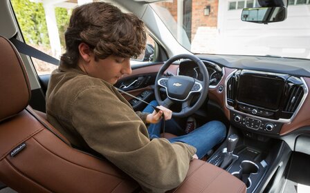 Chevrolet veut forcer les ados à boucler leur ceinture