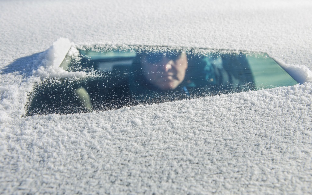 Votre trousse d'urgence pour l'auto a-t-elle ce qu'il faut pour l'hiver? -  Guide Auto