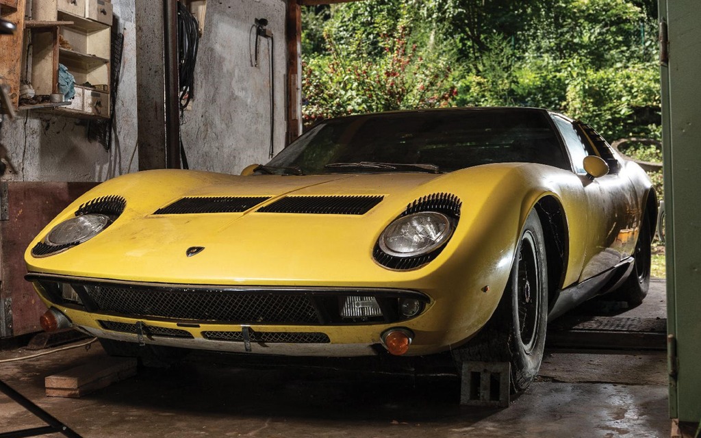 Une fortune pour cette Lamborghini Miura 1969 abandonnée