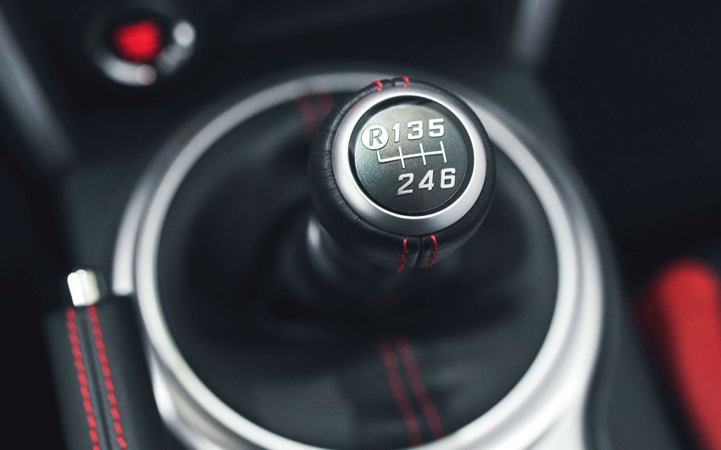 Les véhicules électriques désormais plus populaires que la boîte manuelle