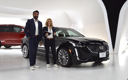 Cadillac Live : magasiner sa voiture en pyjama et en pantoufles