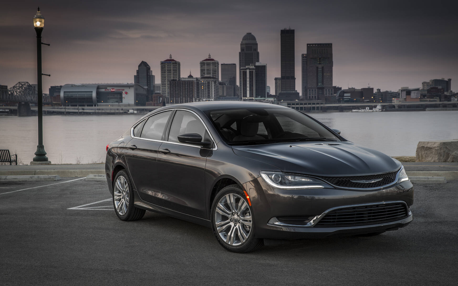 Chrysler 200 2011-2017 : ce que vous devez savoir