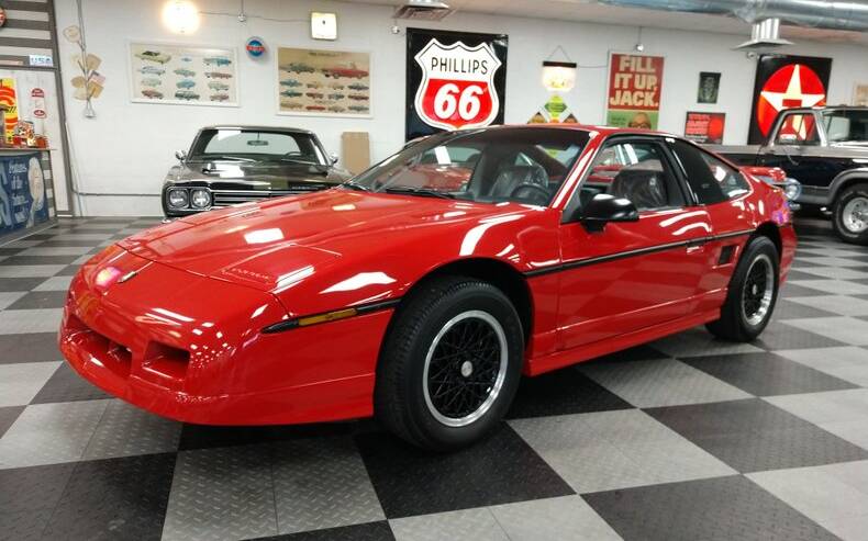 La dernière Pontiac Fiero vendue pour plus de 115 000 $ 