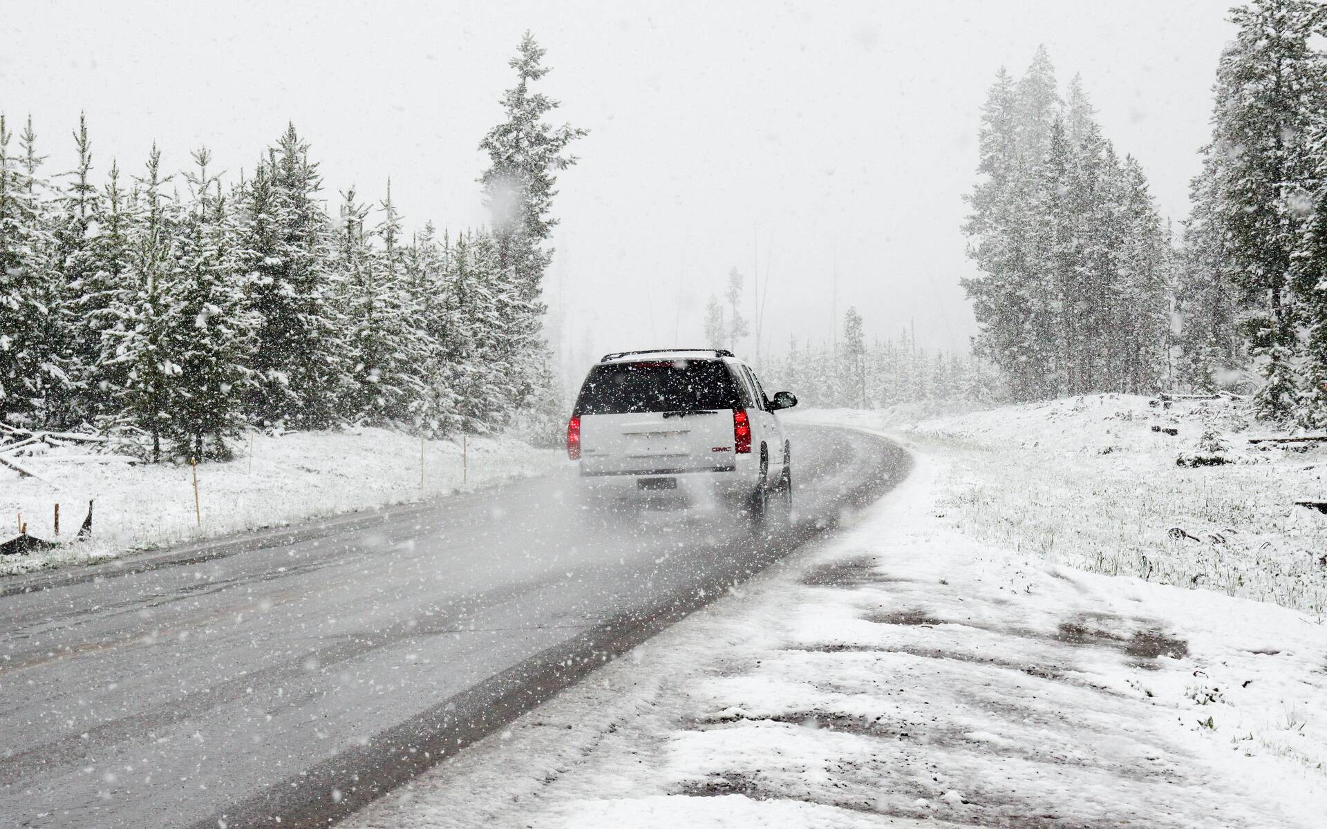 Préparez votre voiture pour l'hiver québécois