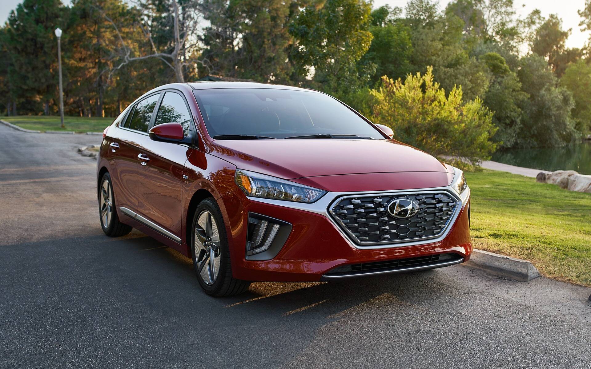 Pre-Owned Hybrid Car: Toyota Prius or Hyundai IONIQ?