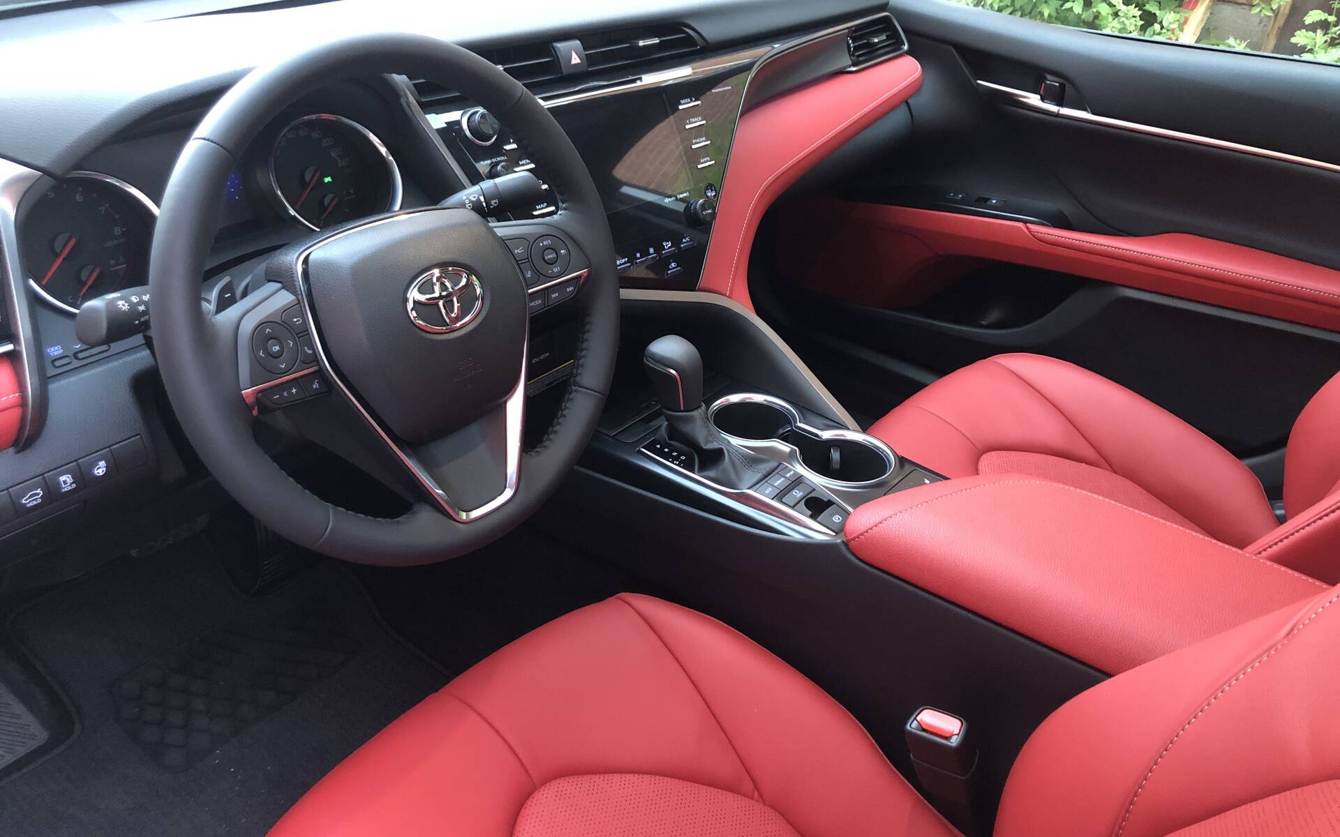 Pre-Owned Toyota Camry: What Price Should You Pay? 