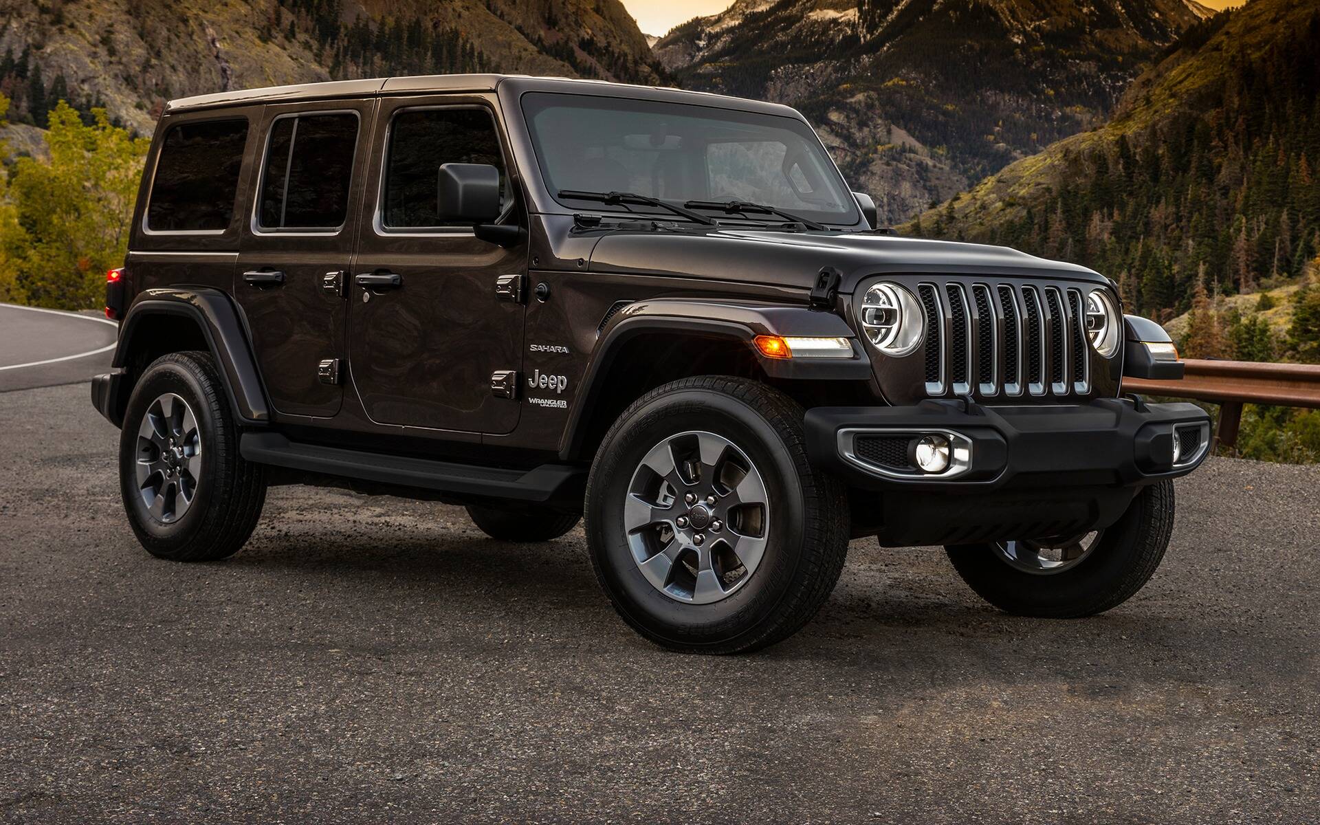 Pre-Owned Jeep Wrangler: What Trim Should You Get?