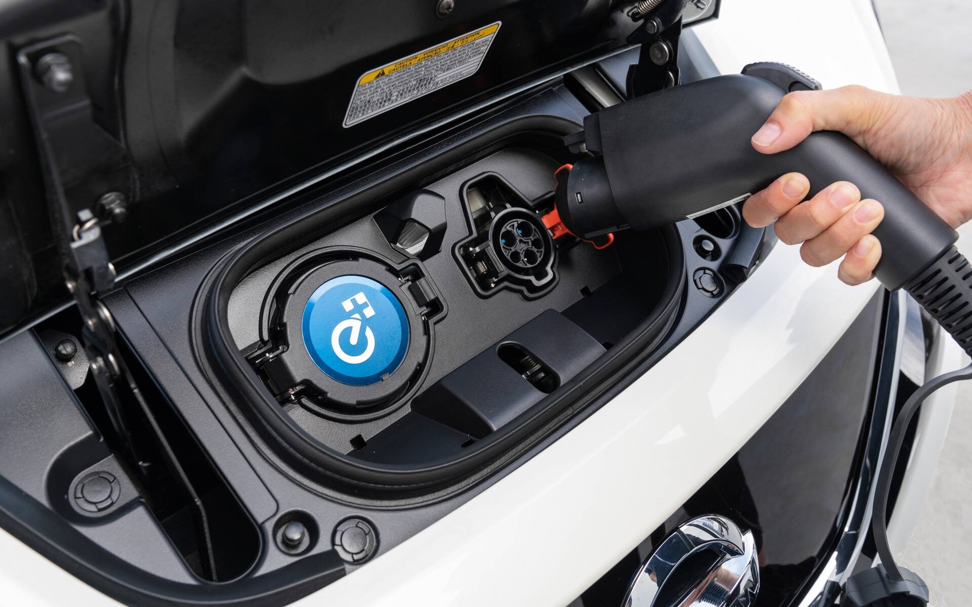5 Wacky Beliefs About Electric Vehicles