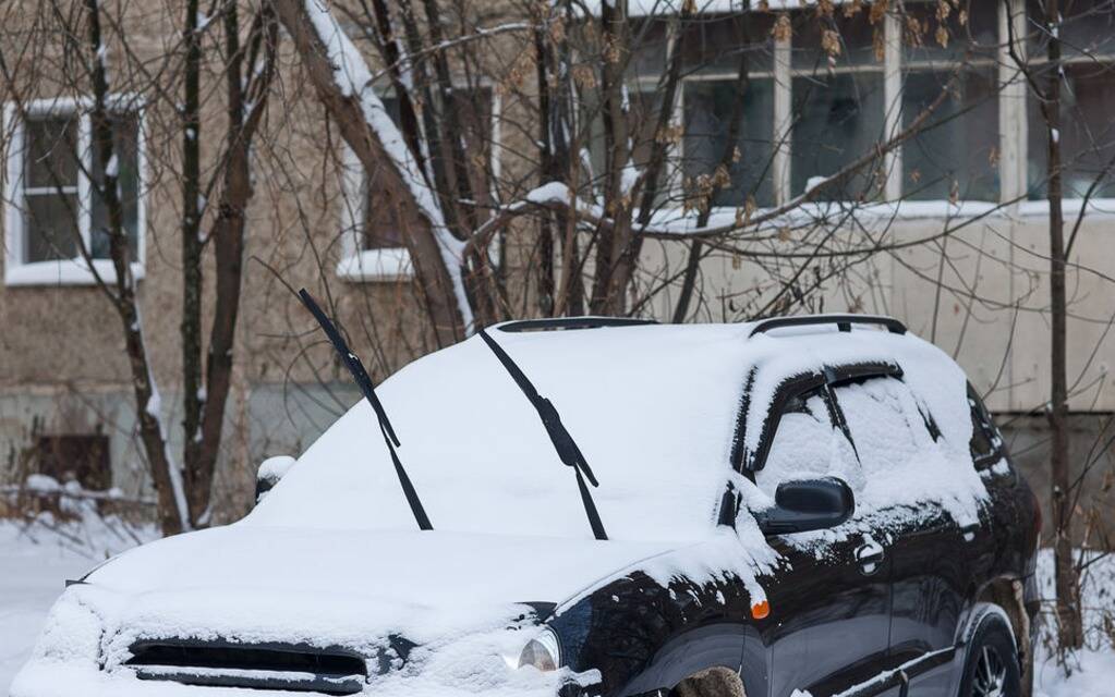 Les essuie-glaces et l’hiver : voyez clair!