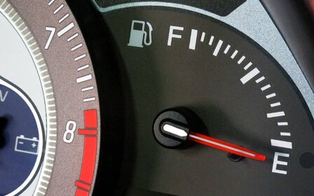 Qu’est-ce qui explique la différence de consommation entre les modèles?