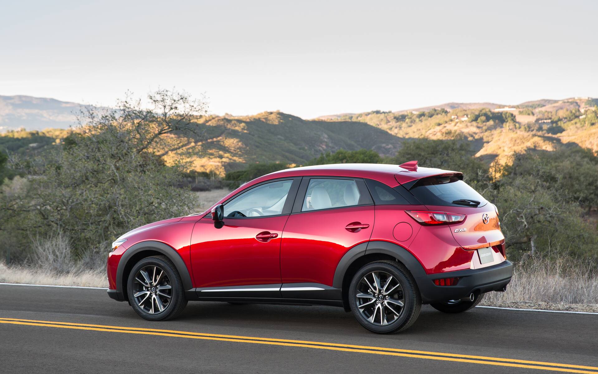 Hyundai Kona ou Mazda CX-3 d’occasion : lequel choisir? 
