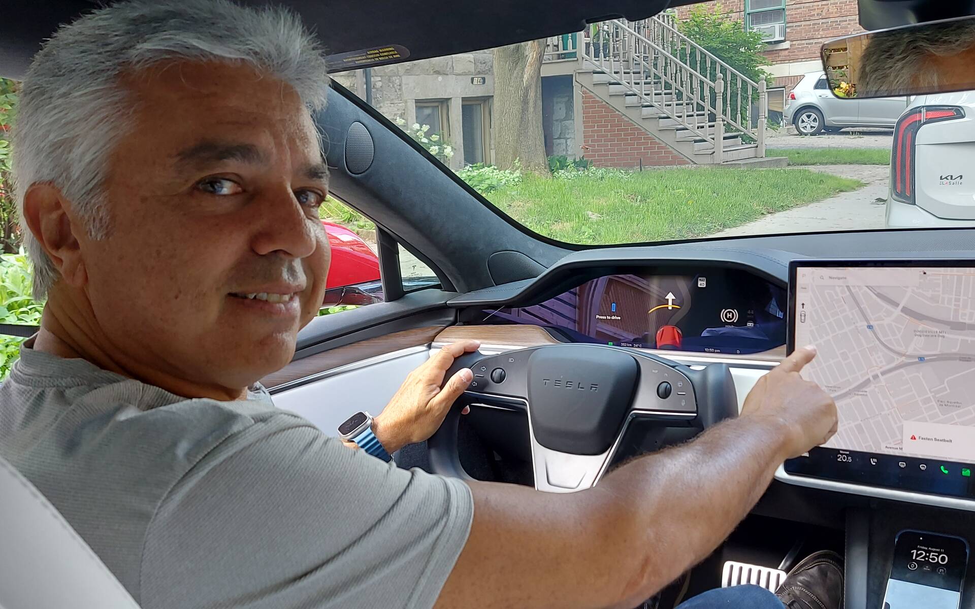 Vous pourriez gagner 65$ l’heure pour conduire une Tesla!