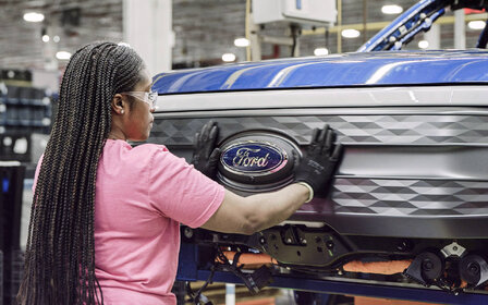 Ford suspends construction of battery plant, profitability in question