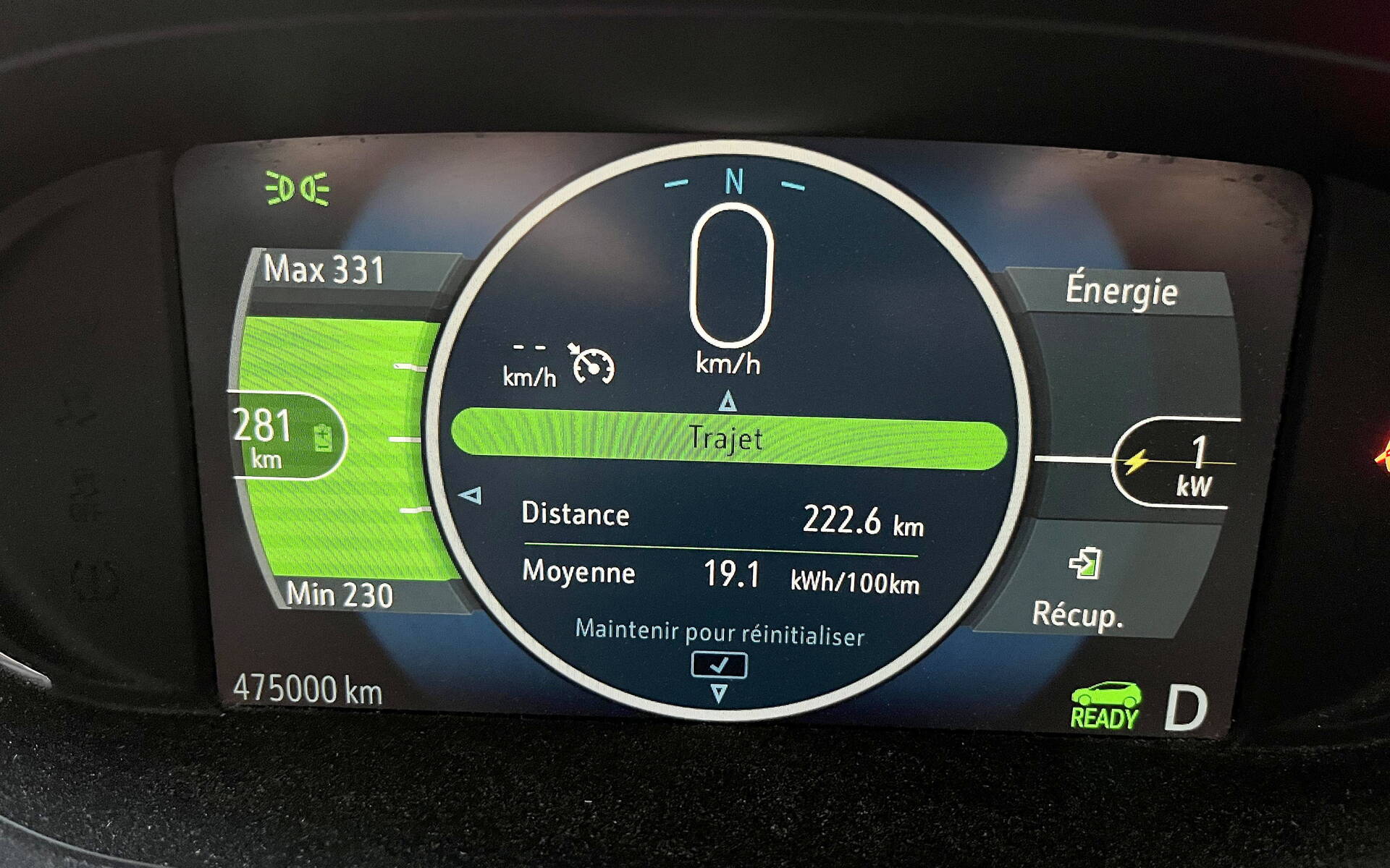 Sonia Sanscartier a atteint le cap des 475&nbsp;000 km avec sa Chevrolet Bolt ce mercredi soir.