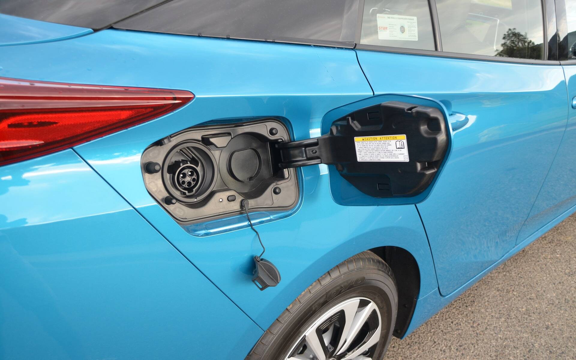 Tappetini in moquette a doppio filo per Toyota Prius (2016 - presente