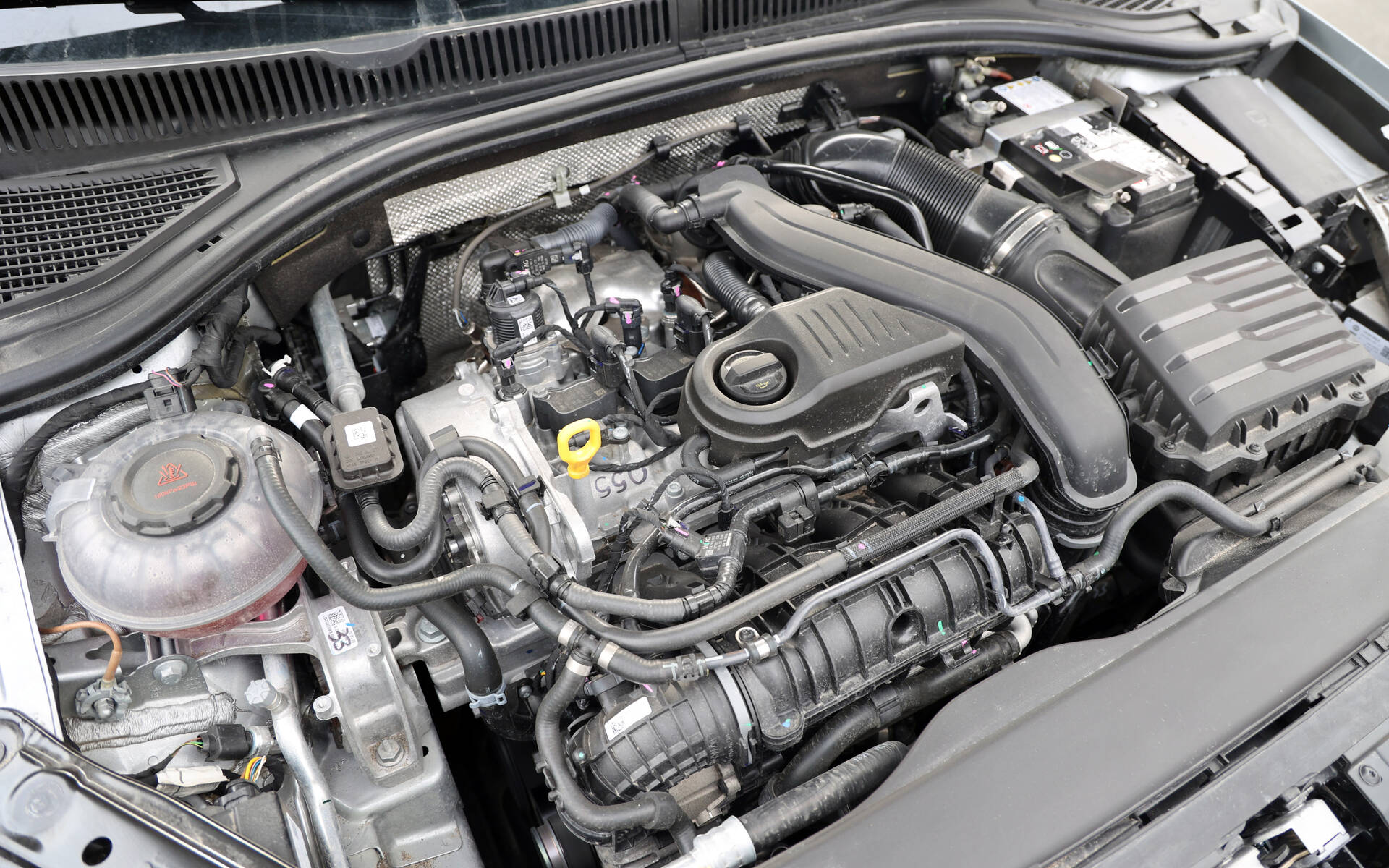 Volkswagen to invest nearly $90 billion in combustion-powered models