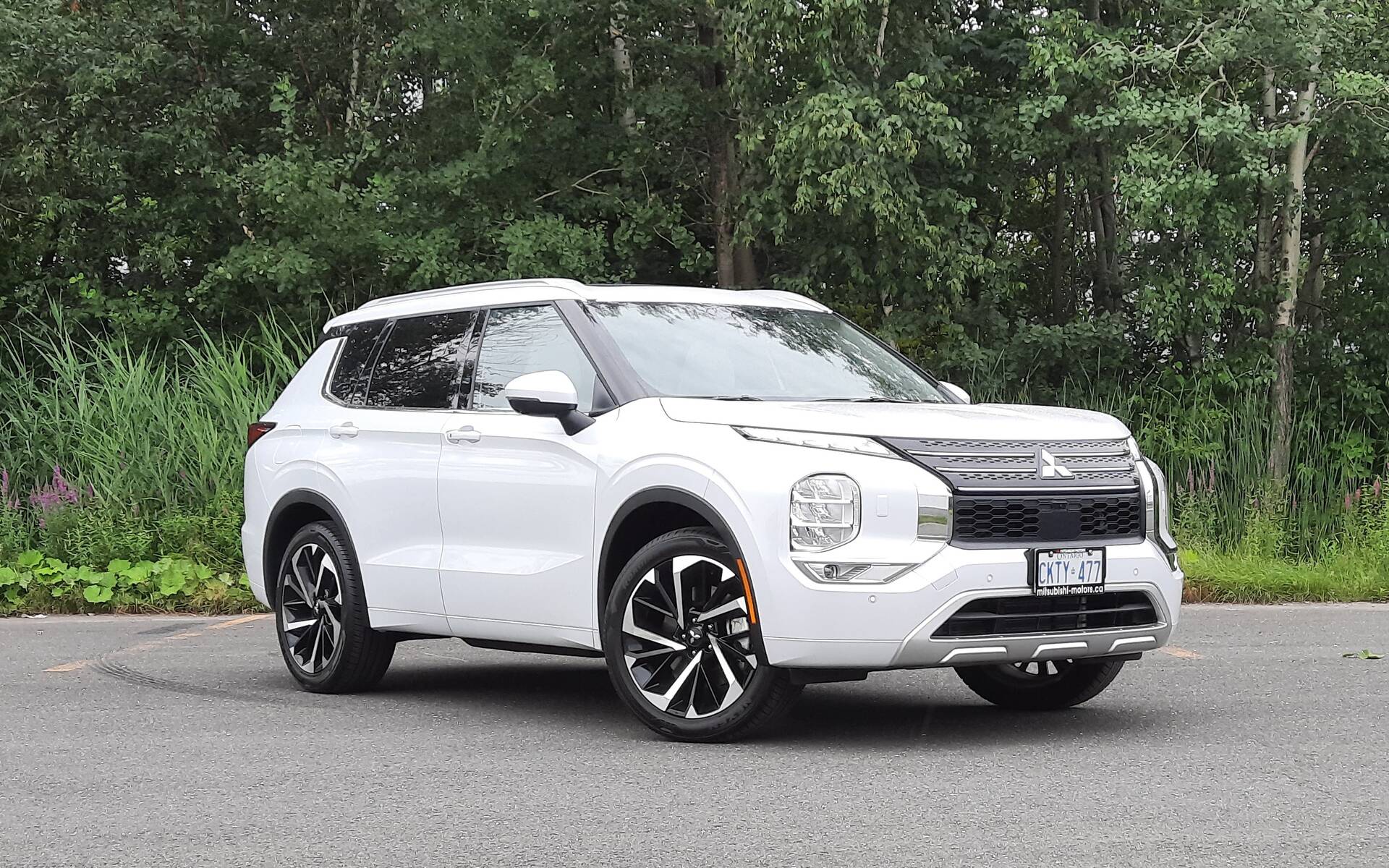 What to choose between the Kia Sorento, the Mitsubishi Outlander or the Subaru Forester?