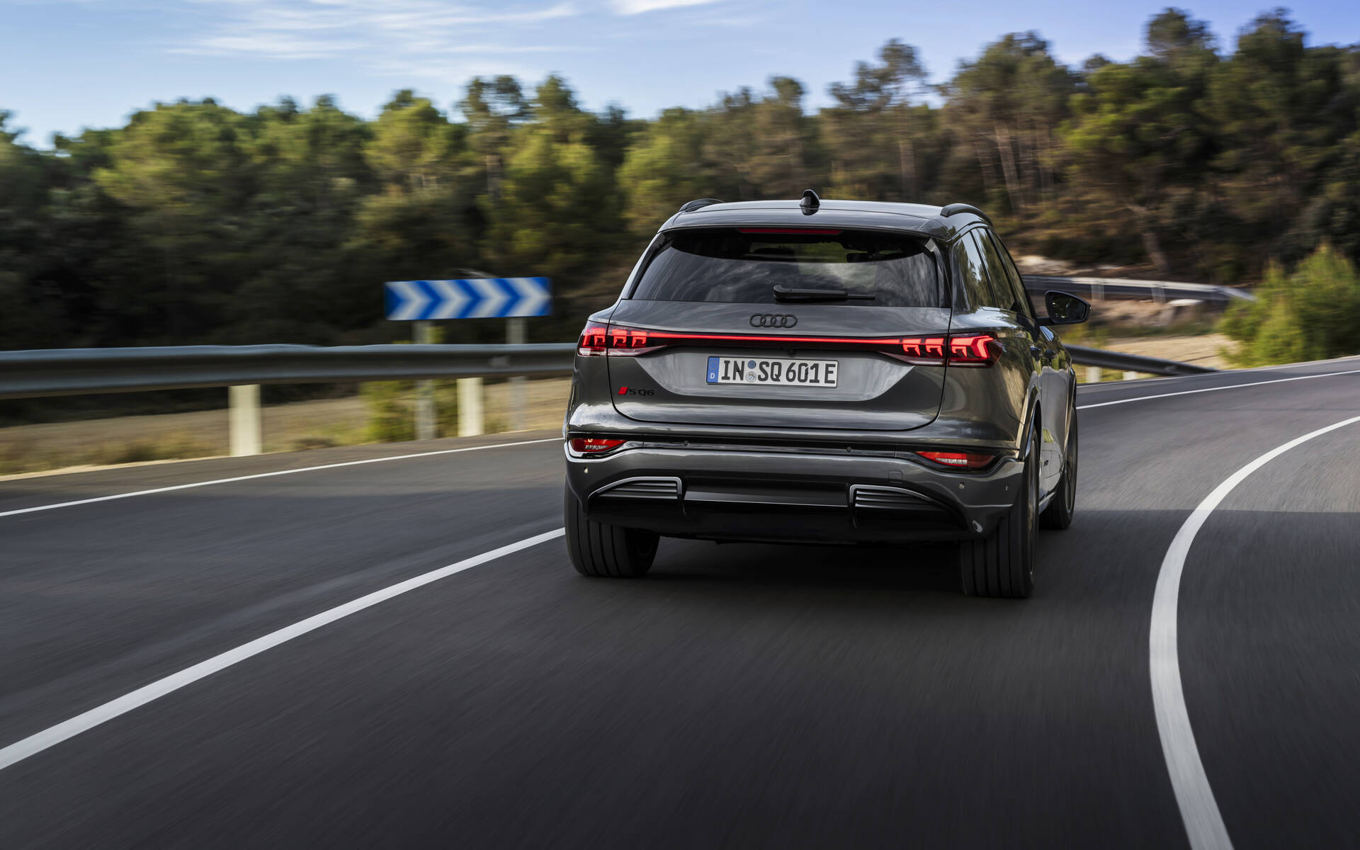 Audi Q6 e-tron 2025