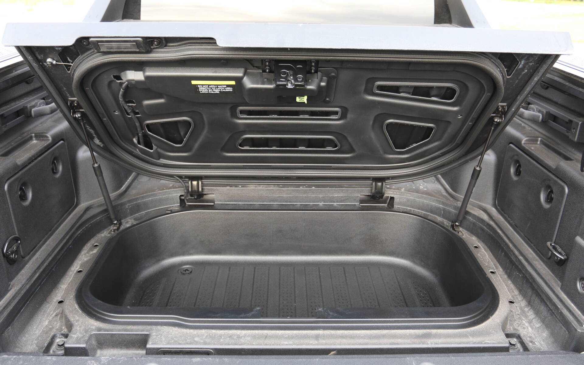 Hyundai Santa Cruz ou Ford Maverick d’occasion, lequel choisir?