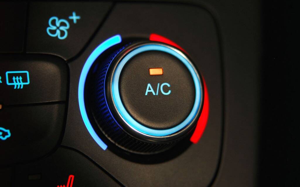 How to use your car air conditioner in summer