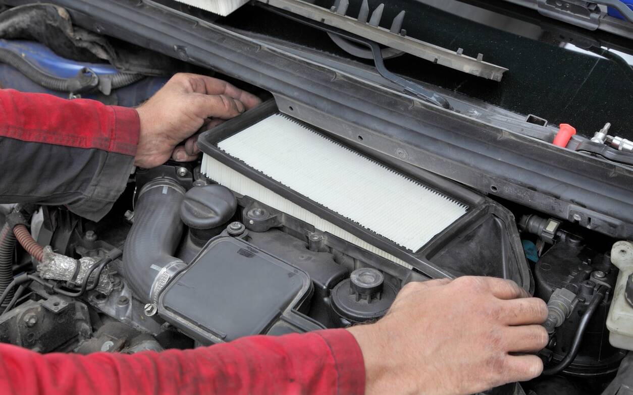 How to clean an engine air filter Otogo