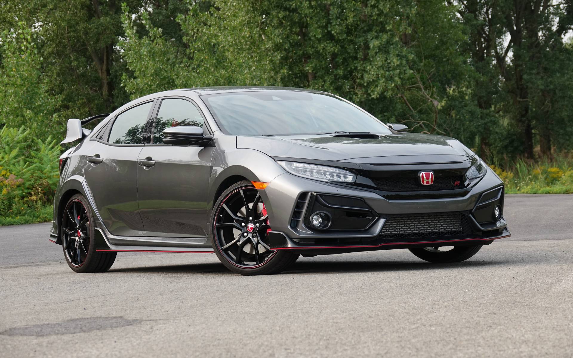 How to take great photos to sell your car better