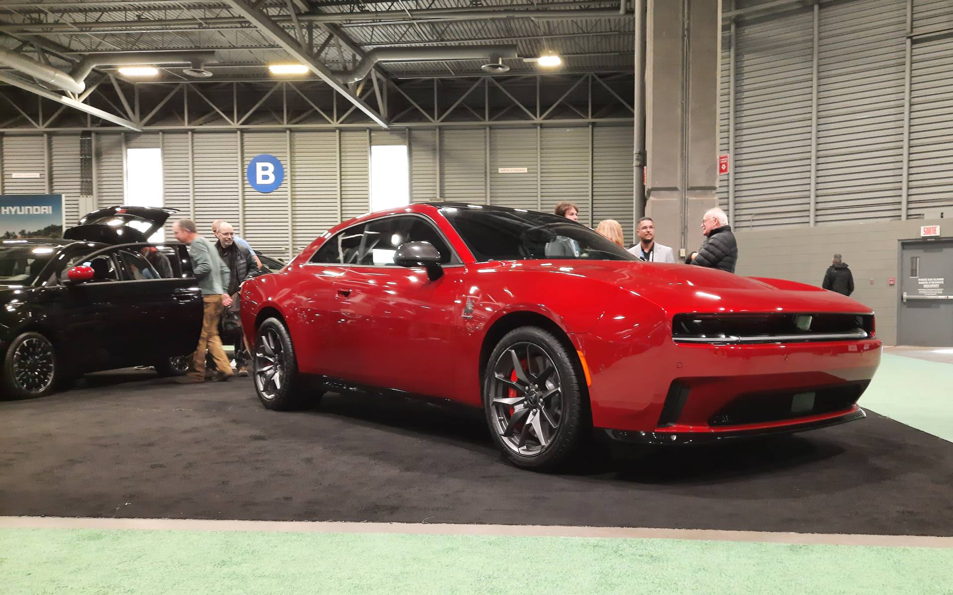 Quebec City Electric Vehicle Show: the popularity of test drives doesn\'t lie