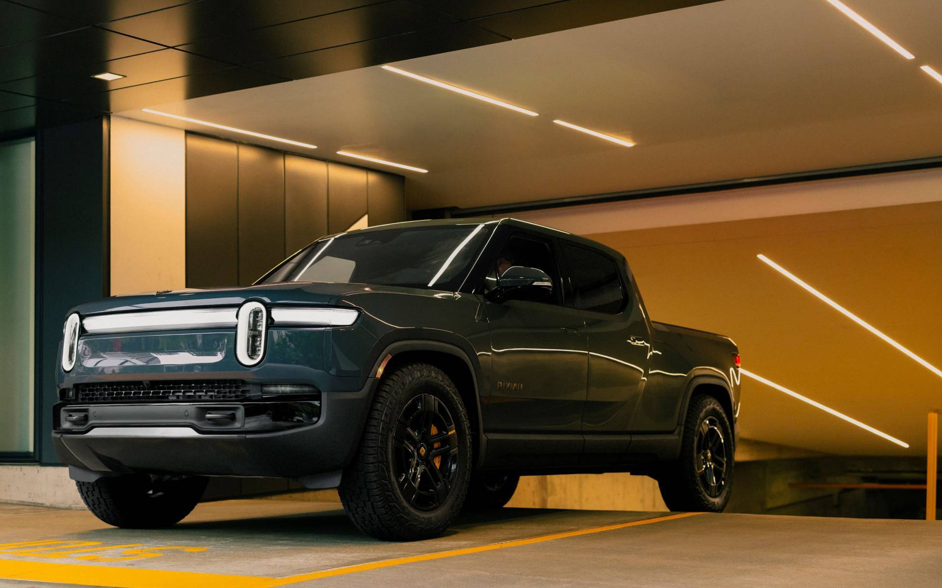 Top 10: electric vehicles with the best range in 2025