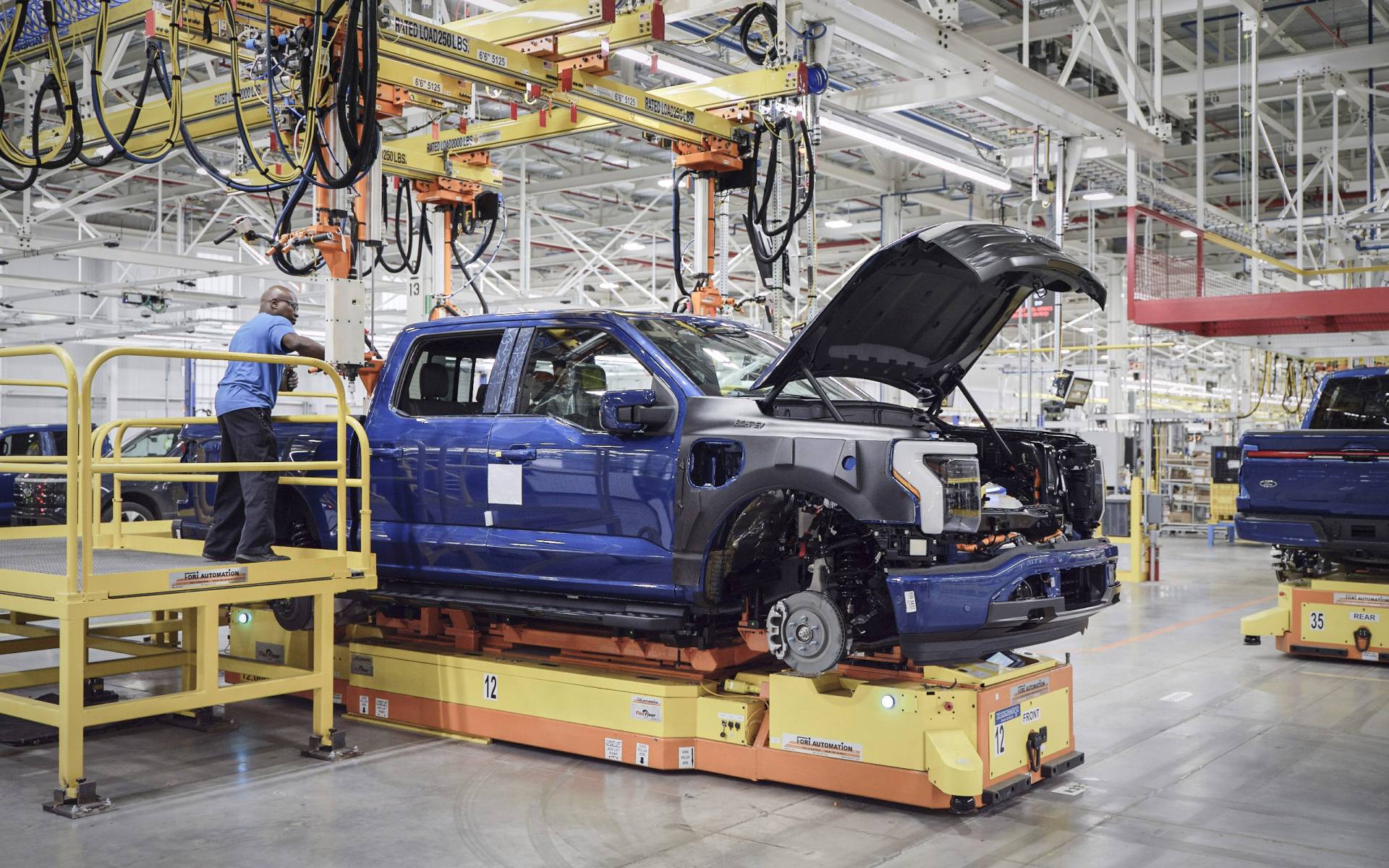 Trump creates uncertainty and chaos in the automotive industry, says Ford boss 