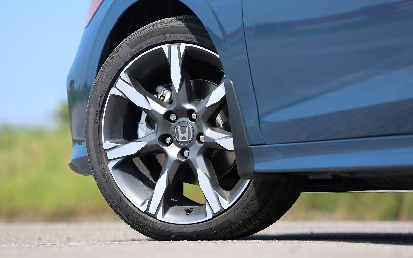 Best summer and all-season tires 2025: our suggestions