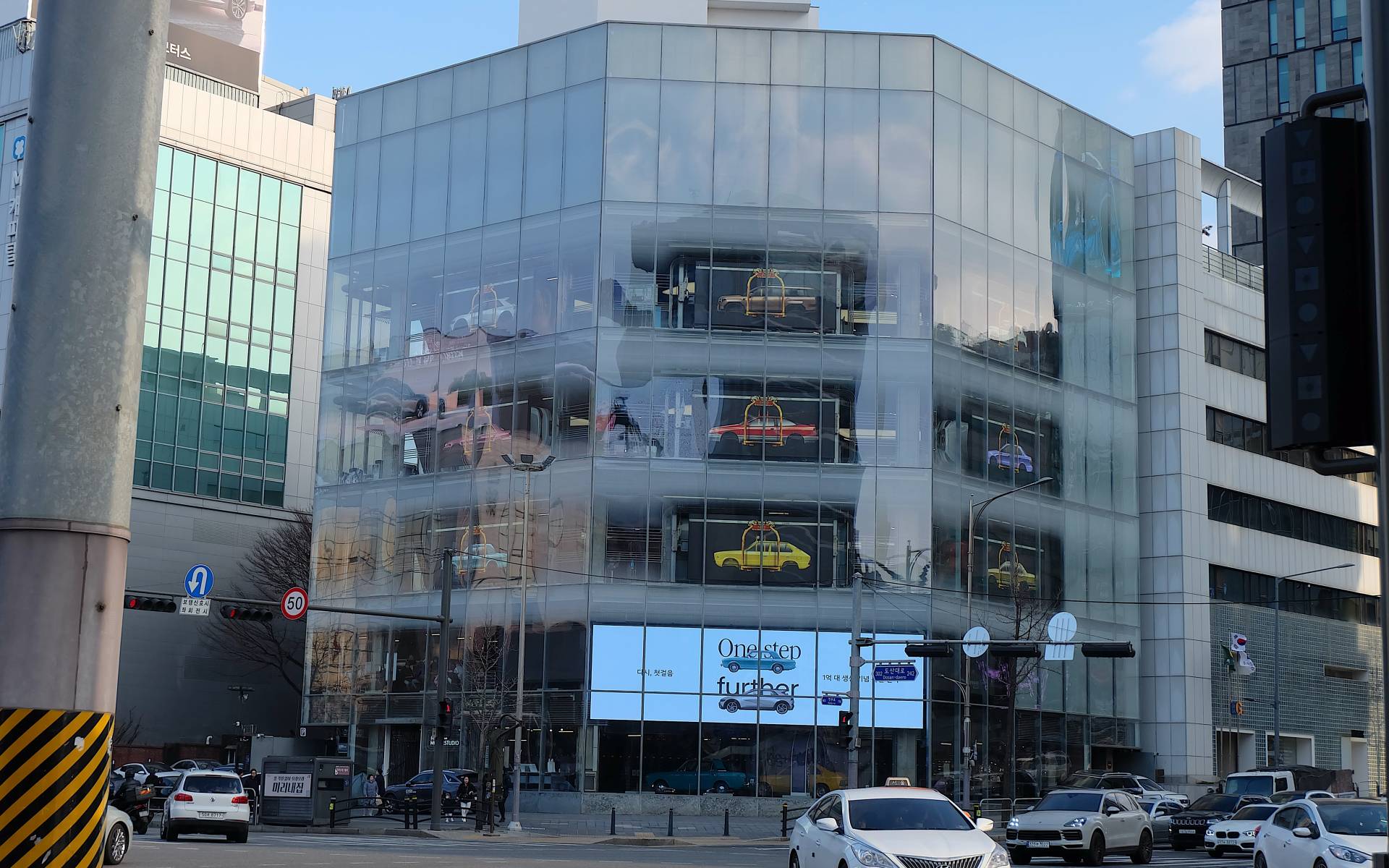 Hyundai Motorstudio : une autre manière de vendre des véhicules 