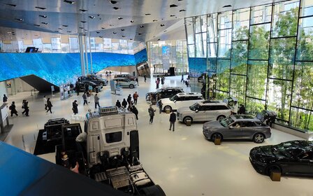 Hyundai Motorstudio: a different way to sell vehicles
