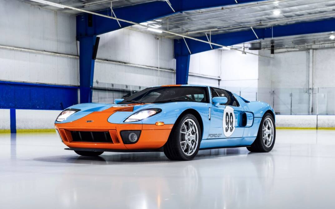 Wayne Gretzky's former 2006 Ford GT goes up for auction