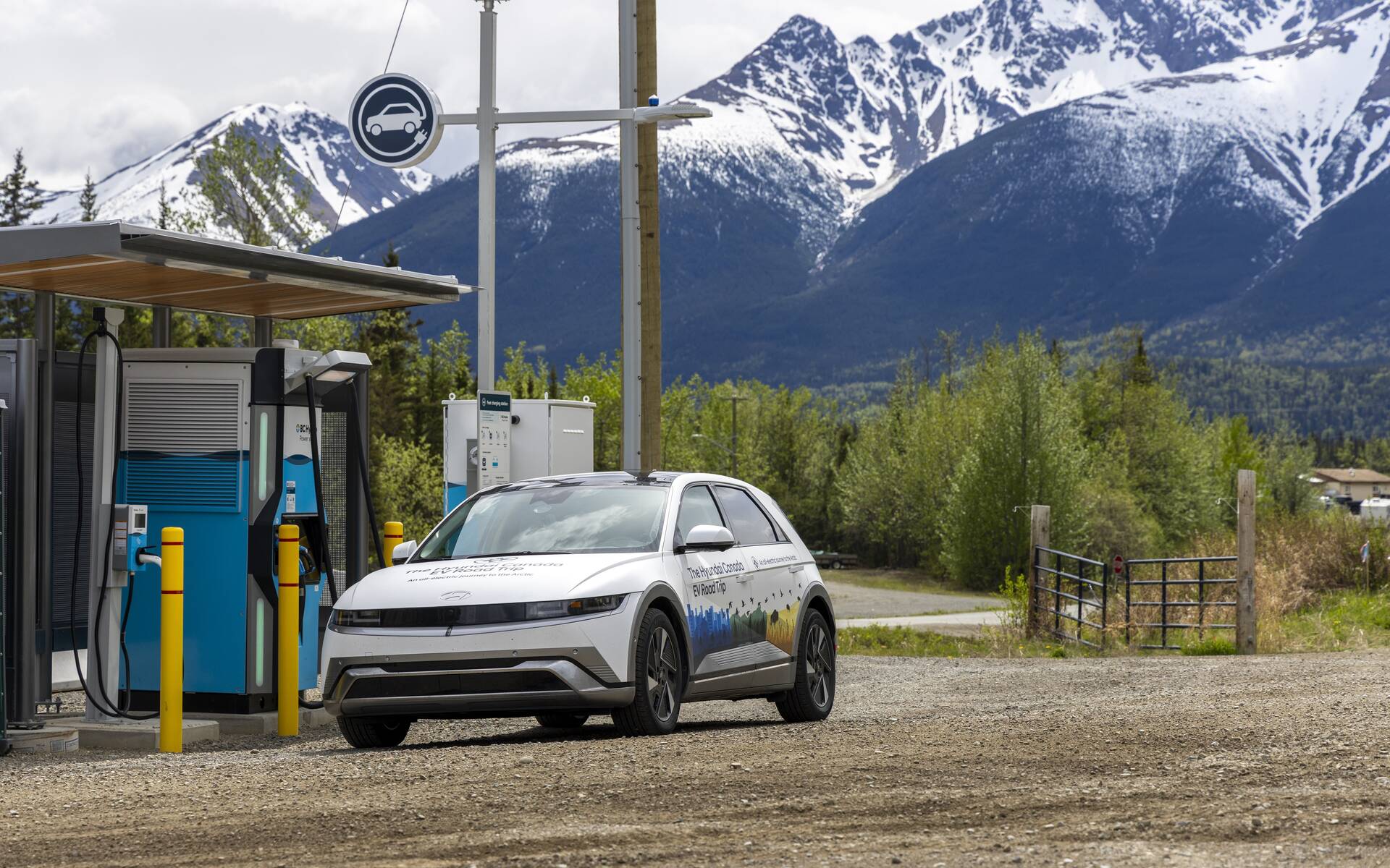 De l’Ontario à l’océan Arctique en voiture électrique : pari réussi pour ce Québécois 