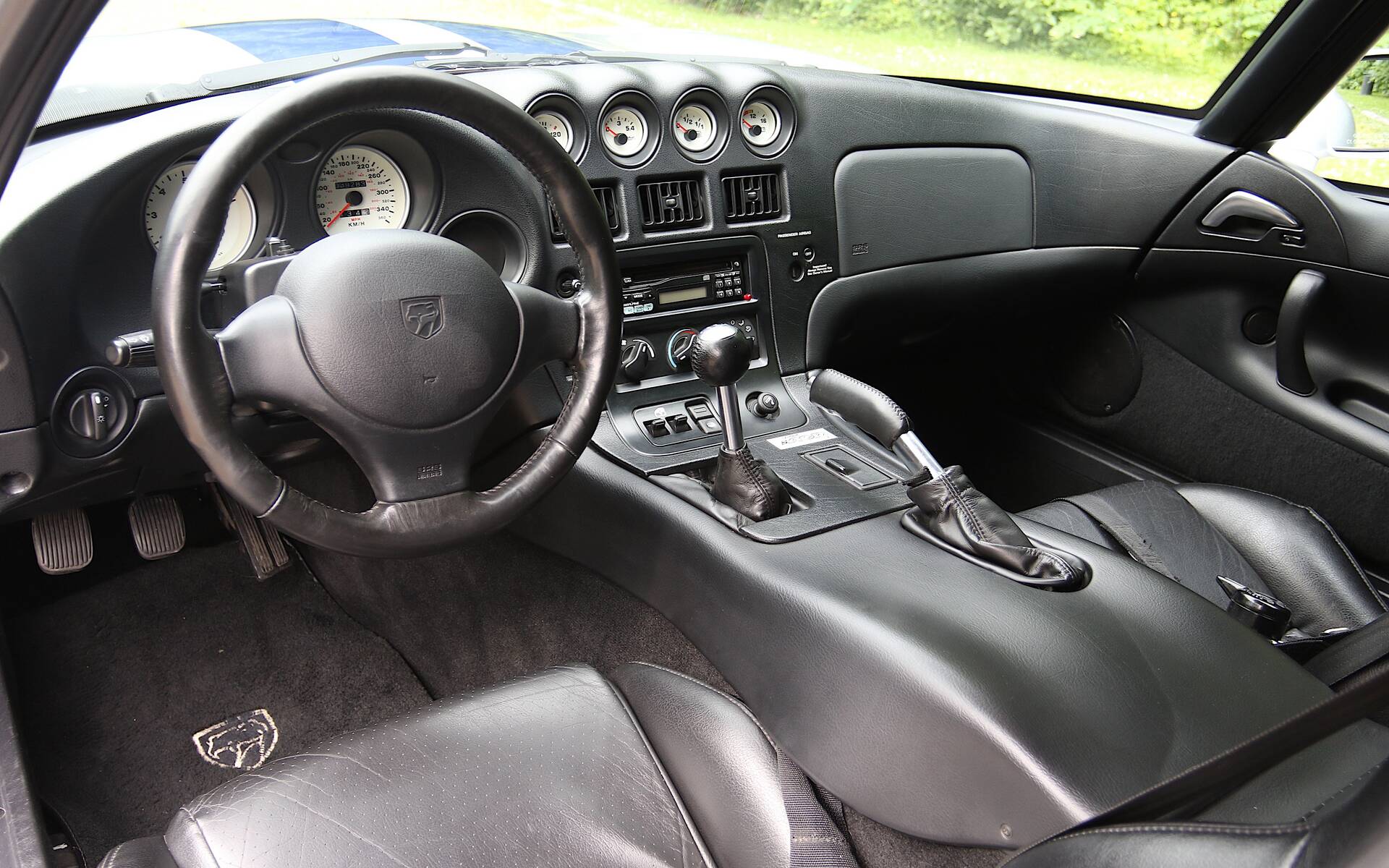 Dodge Viper GTS 1999 : moins venimeuse qu’attendu 