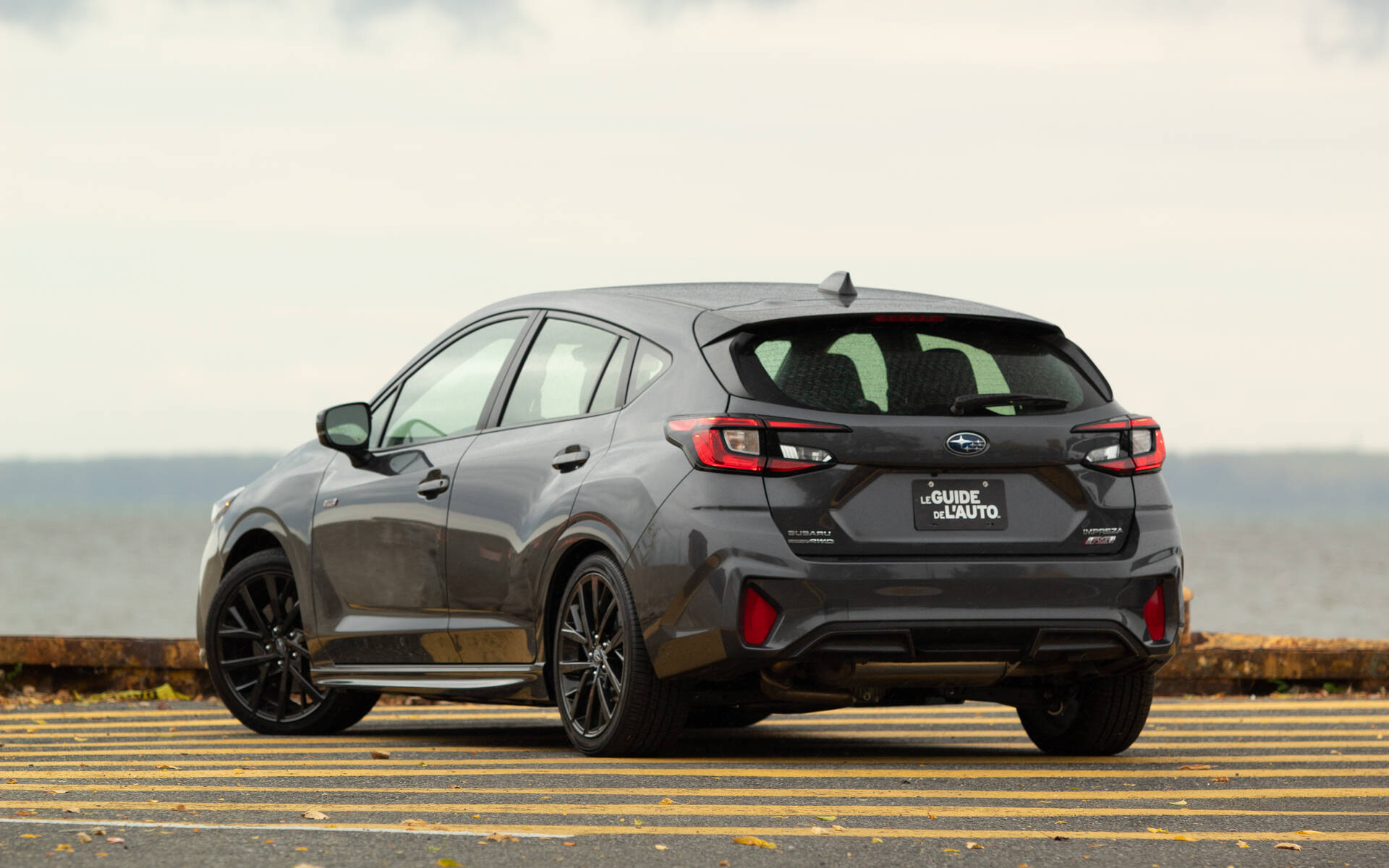 Quelle voiture choisir entre la Subaru Impreza et la Honda Civic? 