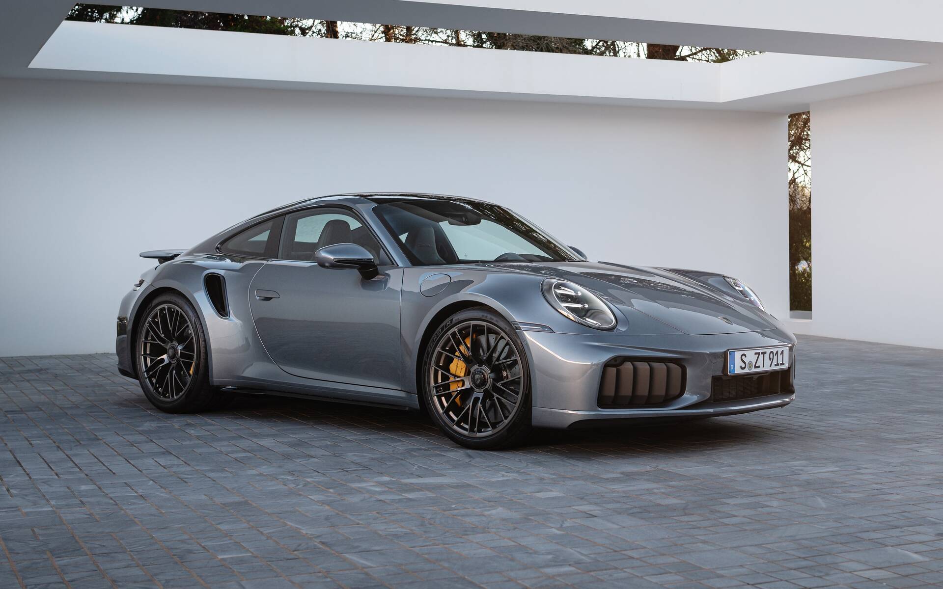 Top 10 most valuable car brands in 2025